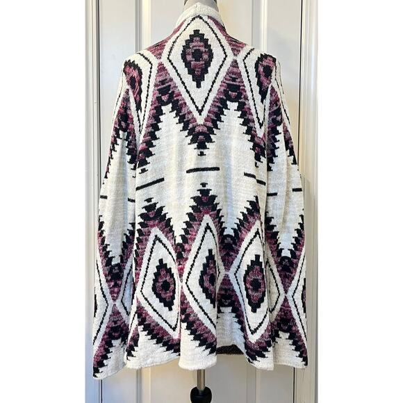 Maurices Womens Sweater Cardigan Long Sleeve Geometric Aztec Cream Pink Size 1 - Picture 3 of 9